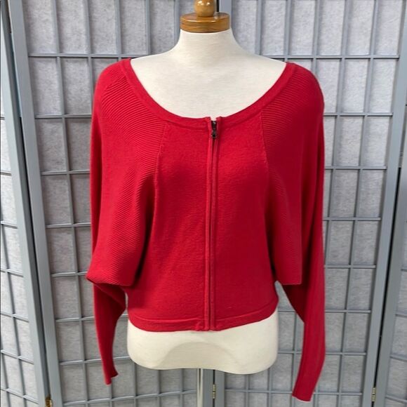 Tristan Red Knit Shrug with Scoop Neck, Size 1 - Picture 1 of 4